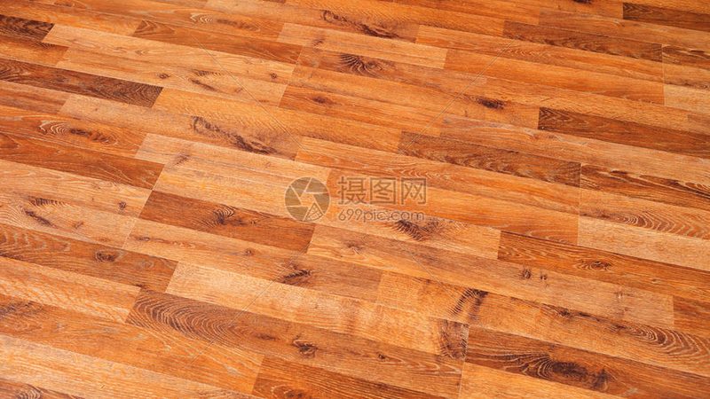 软木地板：自然与工艺的完美融合